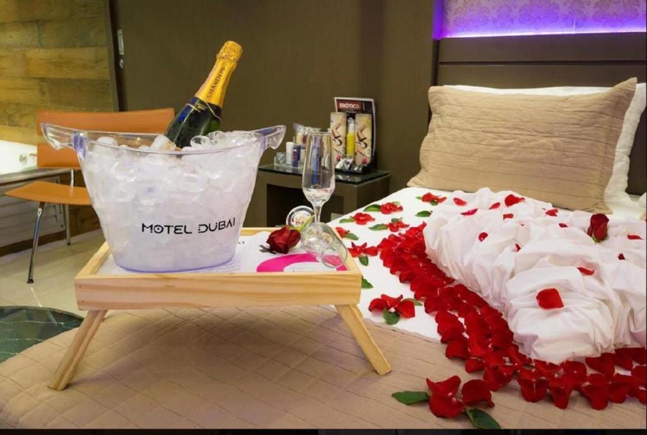Motel Dubai Bh (Adults Only) Belo Horizonte Dış mekan fotoğraf